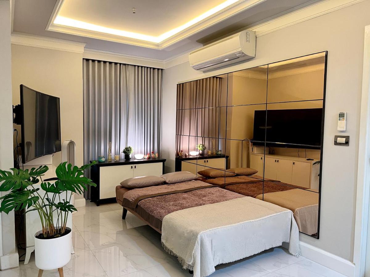 Grand Diamond Condominium Бангкок Экстерьер фото