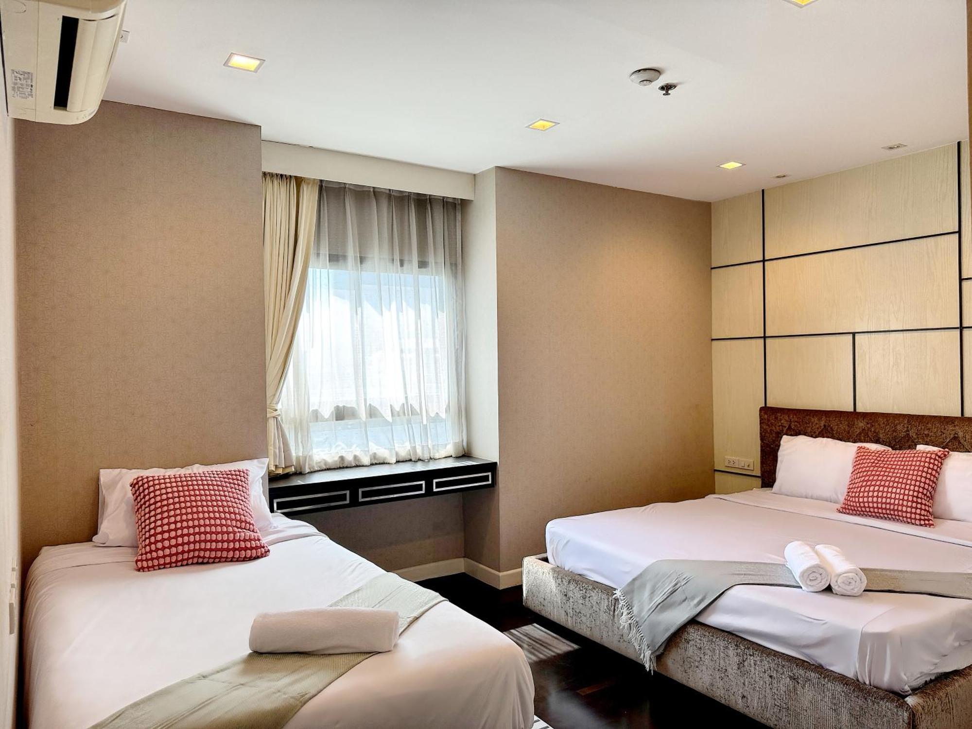 Grand Diamond Condominium Бангкок Экстерьер фото